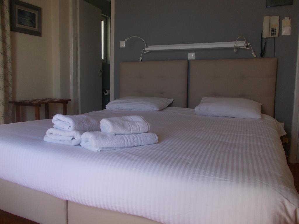 Hotel Theoxenia Loutraki  Luaran gambar